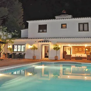 Villa 1102 With Pool ,lounge, Bbq ,direkt In