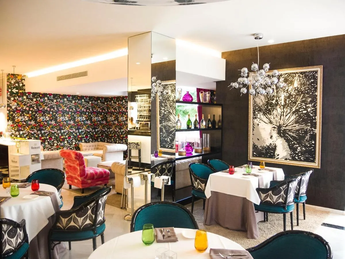 Aparthotel Monarque Sultan Marbella Apartment